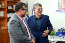 Reitor Clay Chagas, recebe o Conselheiro de educação da China no Brasil  - Foto -Sidney Oliveira /Ascom Uepa