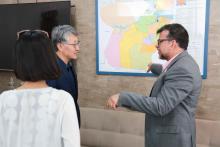 Reitor Clay Chagas, recebe o Conselheiro de educação da China no Brasil  - Foto -Sidney Oliveira /Ascom Uepa