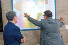 Reitor Clay Chagas, recebe o Conselheiro de educação da China no Brasil  - Foto -Sidney Oliveira /Ascom Uepa