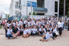 Alunos da Universidade do Estado do Pará (Uepa) participaram na quarta-feira, 20, de uma ação social na comunidade Vila da Barca, em Belém, oferecendo acesso a serviços nas áreas de saúde, educação e assistência social. A programação foi realizada das 8h às 13h, no Centro Comunitário da Vila da Barca.