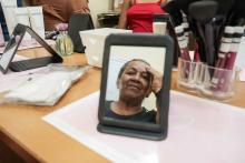 Alunos da Universidade do Estado do Pará (Uepa) participaram na quarta-feira, 20, de uma ação social na comunidade Vila da Barca, em Belém, oferecendo acesso a serviços nas áreas de saúde, educação e assistência social. A programação foi realizada das 8h às 13h, no Centro Comunitário da Vila da Barca.