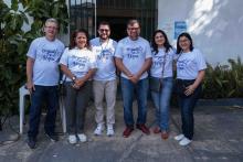 Alunos da Universidade do Estado do Pará (Uepa) participaram na quarta-feira, 20, de uma ação social na comunidade Vila da Barca, em Belém, oferecendo acesso a serviços nas áreas de saúde, educação e assistência social. A programação foi realizada das 8h às 13h, no Centro Comunitário da Vila da Barca.