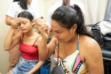 Alunos da Universidade do Estado do Pará (Uepa) participaram na quarta-feira, 20, de uma ação social na comunidade Vila da Barca, em Belém, oferecendo acesso a serviços nas áreas de saúde, educação e assistência social. A programação foi realizada das 8h às 13h, no Centro Comunitário da Vila da Barca.