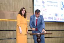 A Universidade do Estado do Pará (Uepa) participou da assinatura pública dos termos de adesão ao Pacto Interinstitucional Pró-Equidade Racial. A Assinatura ocorreu durante o evento “Estratégias Práticas para Equidade Racial”, realizado, na terça-feira,1,no Tribunal de Contas do Estado do Pará (TCE-PA), no auditório do Tribunal de Justiça do Estado do Pará, em Belém. Foto: Sidney Oliveira/Ascom Uepa