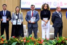 A Universidade do Estado do Pará (Uepa) participou da assinatura pública dos termos de adesão ao Pacto Interinstitucional Pró-Equidade Racial. A Assinatura ocorreu durante o evento “Estratégias Práticas para Equidade Racial”, realizado, na terça-feira,1,no Tribunal de Contas do Estado do Pará (TCE-PA), no auditório do Tribunal de Justiça do Estado do Pará, em Belém. Foto: Sidney Oliveira/Ascom Uepa