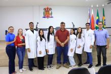 Em cumprimento de agenda, Clay Anderson Nunes Chagas, reitor a Uepa visita e reúne com servidores do campus VXl de Barcarena. Durante a agenda, o reitor ainda participou de entrega de jaleco a alunos do curso de química. Foto: Sidney Oliveira/Ascom Uepa.