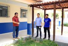 Em cumprimento de agenda, Clay Anderson Nunes Chagas, reitor a Uepa visita e reúne com servidores do campus VXl de Barcarena. Durante a agenda, o reitor ainda participou de entrega de jaleco a alunos do curso de química. Foto: Sidney Oliveira/Ascom Uepa.