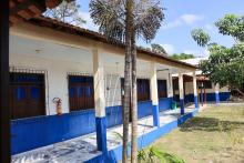 Em cumprimento de agenda, Clay Anderson Nunes Chagas, reitor a Uepa visita e reúne com servidores do campus VXl de Barcarena. Durante a agenda, o reitor ainda participou de entrega de jaleco a alunos do curso de química. Foto: Sidney Oliveira/Ascom Uepa.