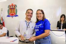 Celebração em comemoração aos 15 anos de existência do Campus XX de Castanhal. Na foto, Adriano Calandrini, Coordenador do Campus de Castanhal é homenageado. Foto: Sidney Oliveira/Ascom Uepa.