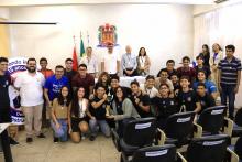 Celebração em comemoração aos 15 anos de existência do Campus XX de Castanhal. Na foto, alunos são homenageados. Foto: Sidney Oliveira/Ascom Uepa.