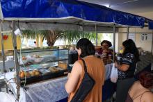 A Feira da Reforma Agrária, oferece alimentos agroecológicos, plantas medicinais, artesanato, livros e produtos do MST. Foto: Sidney Oliveira/Ascom Uepa