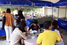A Feira da Reforma Agrária, oferece alimentos agroecológicos, plantas medicinais, artesanato, livros e produtos do MST. Foto: Sidney Oliveira/Ascom Uepa