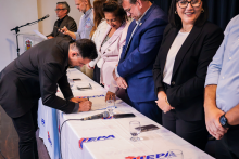 Na terça-feira, 9, foi realizada as cerimônias de posse e recondução de cargo dos chefes de departamento e coordenadores de curso dos Centros de Ciências Sociais e Educação (CCSE), Centro de Ciências Biológicas e da Saúde (CCBS) e Centro de Ciências Naturais e Tecnologia (CCNT).