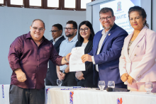 Na terça-feira, 9, foi realizada as cerimônias de posse e recondução de cargo dos chefes de departamento e coordenadores de curso dos Centros de Ciências Sociais e Educação (CCSE), Centro de Ciências Biológicas e da Saúde (CCBS) e Centro de Ciências Naturais e Tecnologia (CCNT).