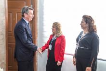 A reitoria da uepa, por meio do reitor Clay Chagas e a vice-reitora, Ilma Pastava, recebe a visita do Embaixador da Itália, Alessandro Cortese, Rosângela Maiorana (Vice-Cônsul Honorária da Itália no Pará) e Benedetto Reitano (Cônsul da Itália em Brasilia), na manhã desta sexta-feira (20). Foto: Sidney Oliveira/Ascom Uepa.