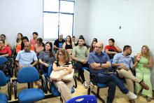 Na tarde da terça - feira, 14, o reitor Clay Chagas e a vice-reitora, Ilma Pastana, entregaram equipamentos na Escola de Enfermagem Magalhães Barata. Após a entrega, se reuniram com alunos e professores do campus lV para tratar de assuntos inerentes à pós - graduação. Foto: Sidney Oliveira/Ascom Uepa
