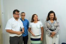 Na tarde da terça - feira, 14, o reitor Clay Chagas e a vice-reitora, Ilma Pastana, entregaram equipamentos na Escola de Enfermagem Magalhães Barata. Após a entrega, se reuniram com alunos e professores do campus lV para tratar de assuntos inerentes à pós - graduação. Foto: Sidney Oliveira/Ascom Uepa
