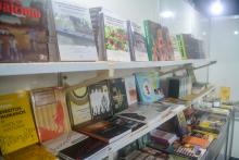 A Universidade do Estado do Pará (Uepa) integra a programação da 27ª Feira Pan-Amazônica do Livro e das Multivozes. No sábado (17), no estande da Eduepa, teve o lançamento dos livros da Série Vidas.  Foto: Marília Jardim/Ascom Uepa.