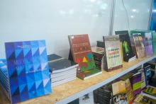 A Universidade do Estado do Pará (Uepa) integra a programação da 27ª Feira Pan-Amazônica do Livro e das Multivozes. No sábado (17), no estande da Eduepa, teve o lançamento dos livros da Série Vidas.  Foto: Marília Jardim/Ascom Uepa.