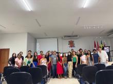 Em Vigia, o produtor multimídia Cauê e a designer Jamile Freitas ministraram oficina de fotografia