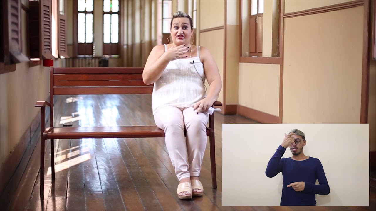 Embedded thumbnail for Depoimento professora Monise Saldanha